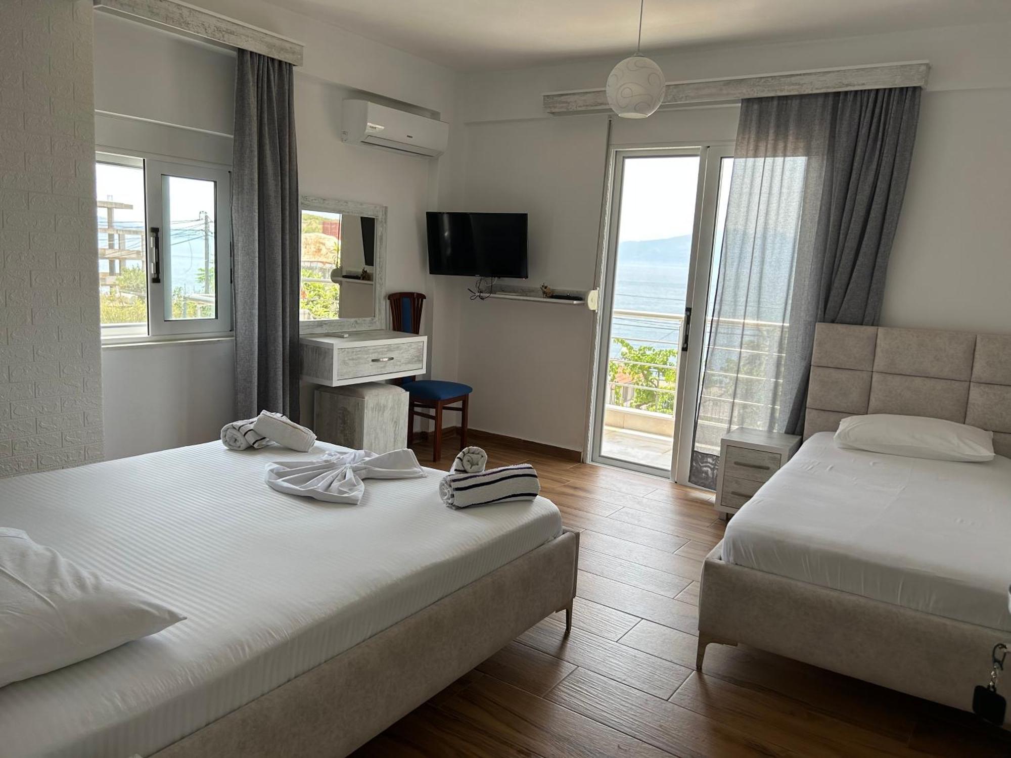 Eri Rooms Sarandë Eksteriør bilde