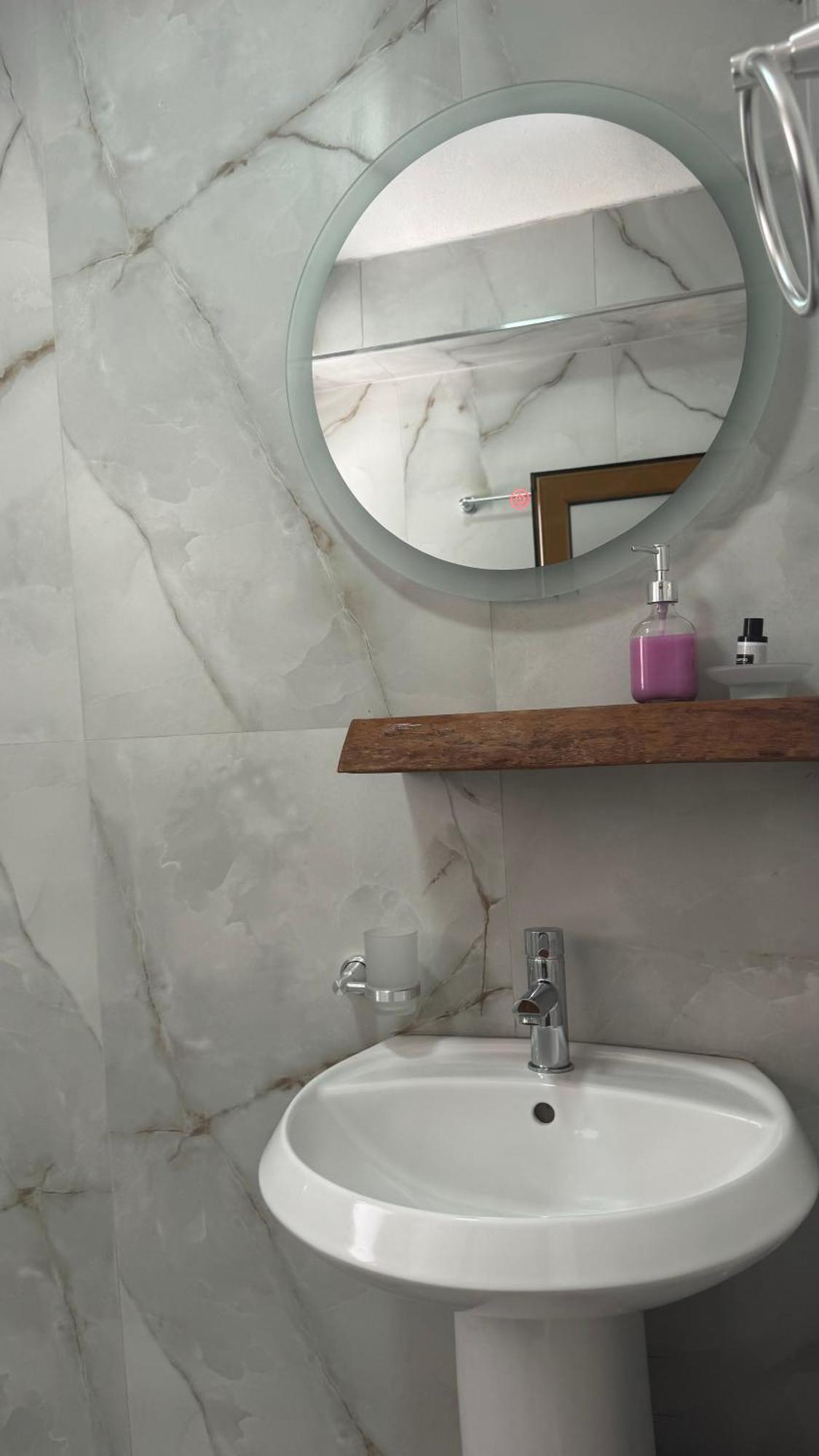 Eri Rooms Sarandë Eksteriør bilde